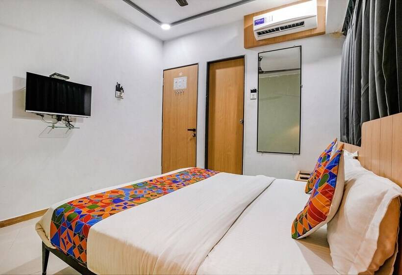 Fabhotel Saarthi Inn