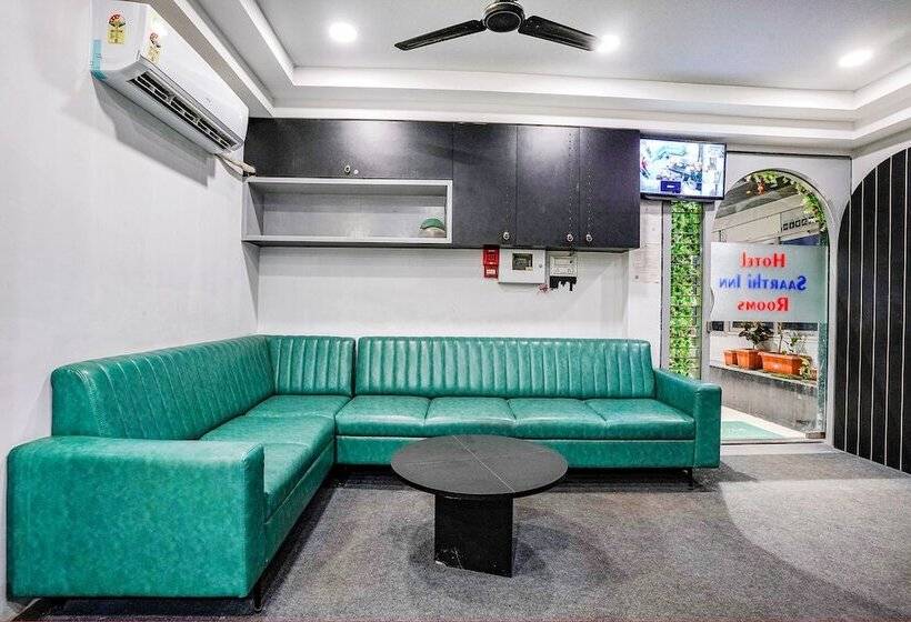 Fabhotel Saarthi Inn