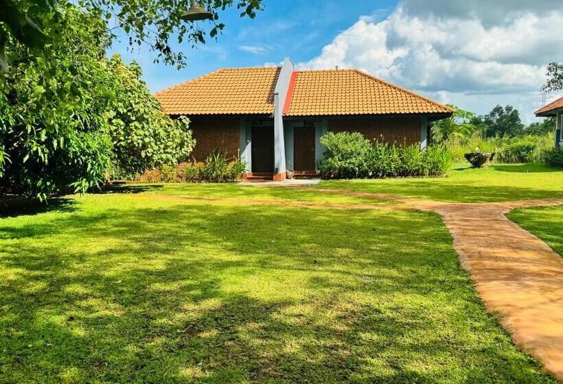 Foresta Resort Sigiriya