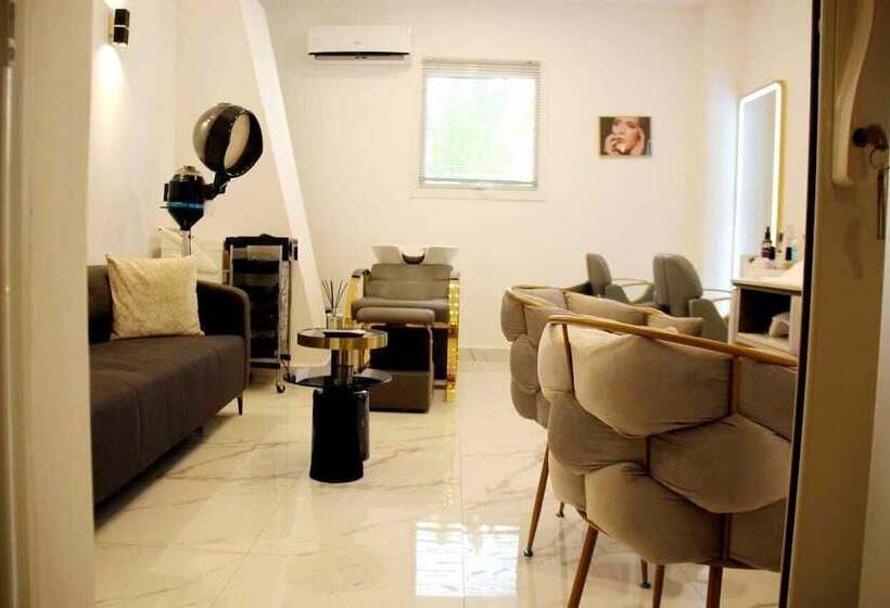 فندق Andriana Resort & Spa