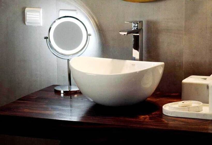 فندق Andriana Resort & Spa