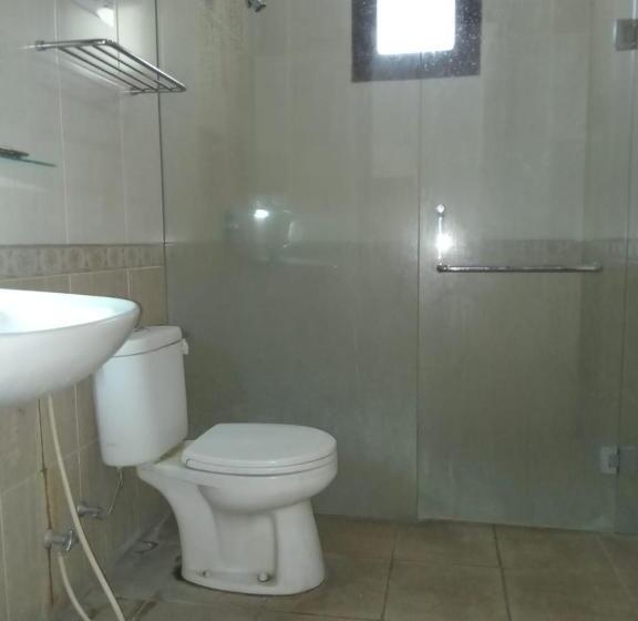 ホテル Candi Baru