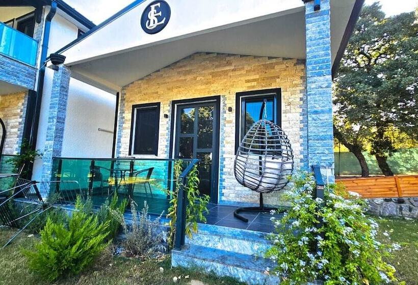 ホテル Elasu Bodrum