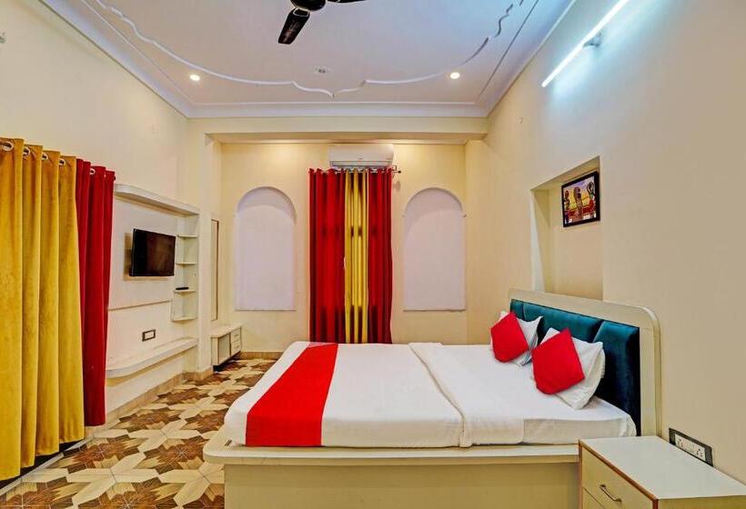 Отель Flagship Real Out Of The Blue