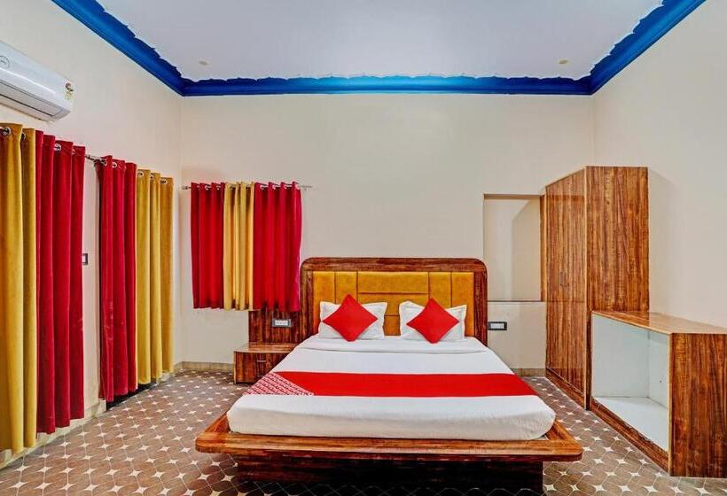 Отель Flagship Real Out Of The Blue