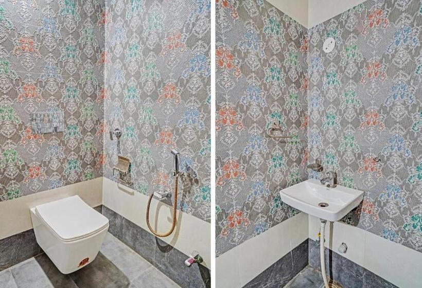 Отель Flagship Real Out Of The Blue