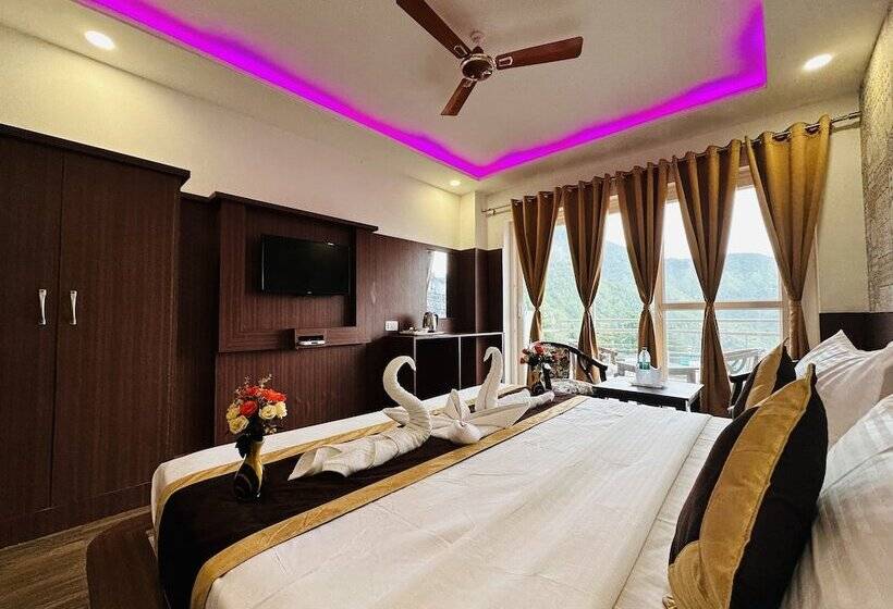 Отель Him Holiday Ventures