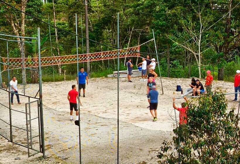 هتل Hostería Cacique Wasi