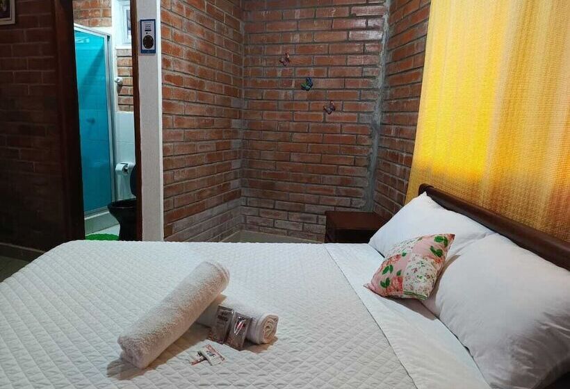 هتل Hostería Cacique Wasi