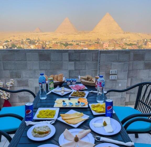 هتل Jumeirah Jacuzzi Pyramids View Inn