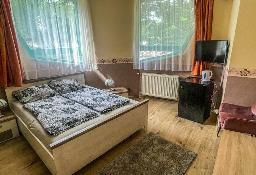 Hôtel Mátyás Vendégház Siófok