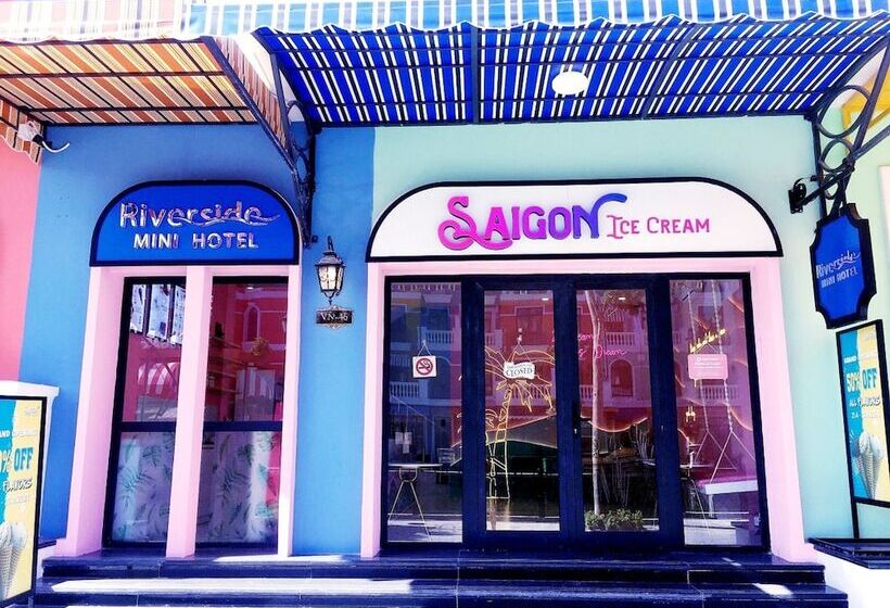 Riverside Mini Hotel Grand World