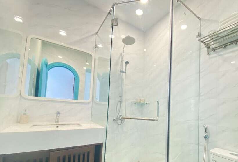 Riverside Mini Hotel Grand World