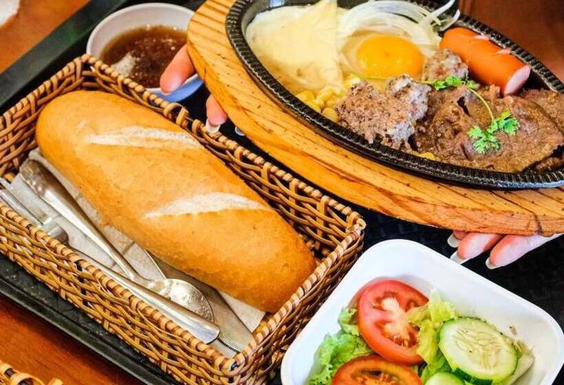 Riverside Mini Hotel Grand World