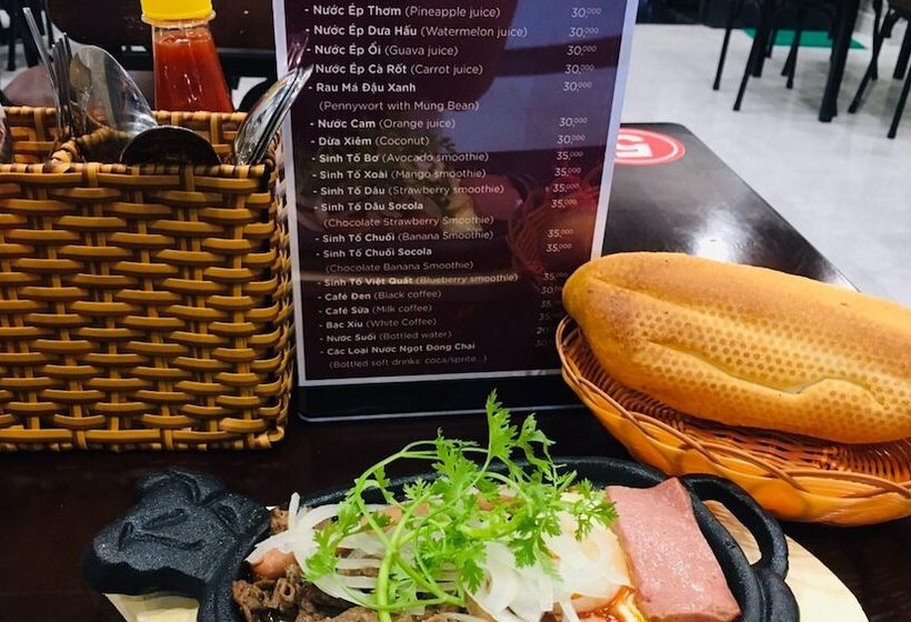 Riverside Mini Hotel Grand World