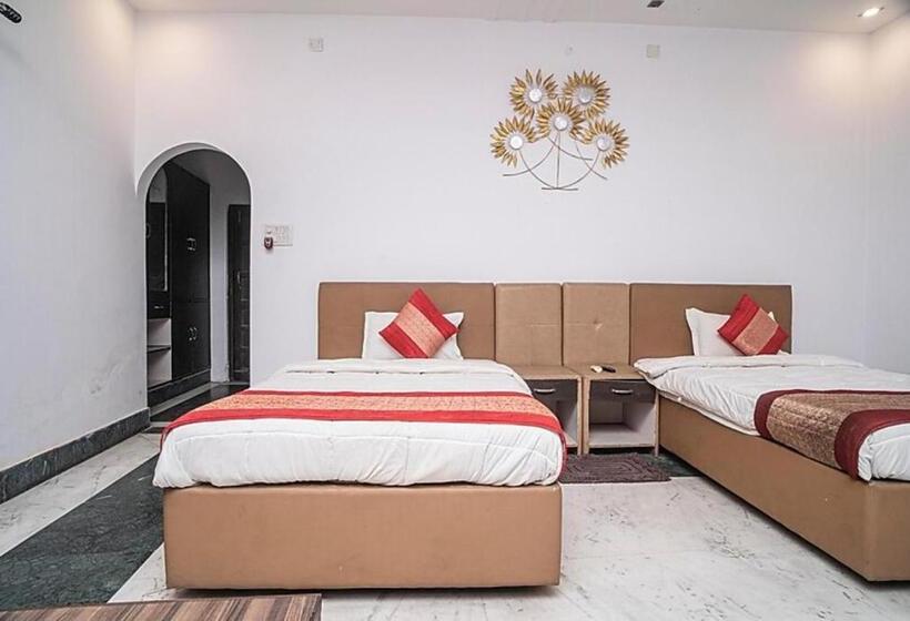 בית מלון כפרי Riverview