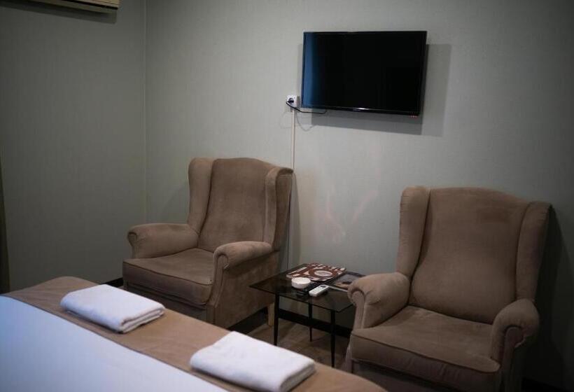 בית מלון כפרי Rosemary Inn