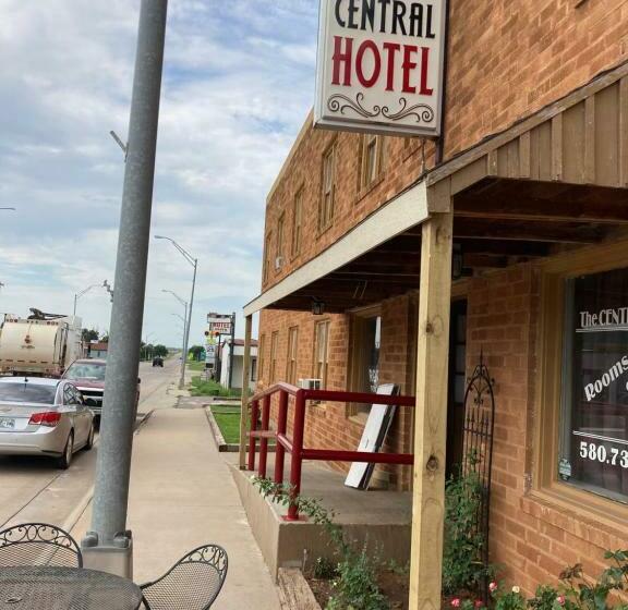 The Central Hotel Of 1910