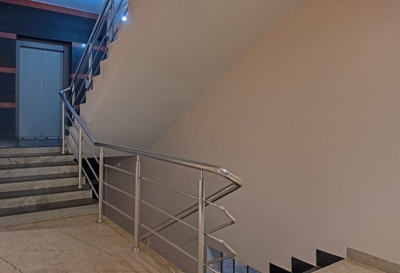 Отель Treebo Su Casa Grand