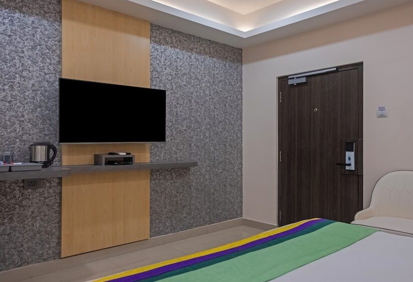 בית מלון כפרי Treebo Su Casa Grand