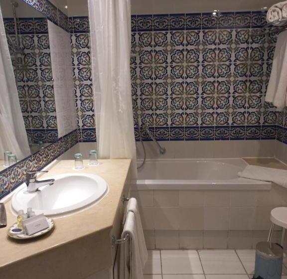 فندق Tunisia Lodge