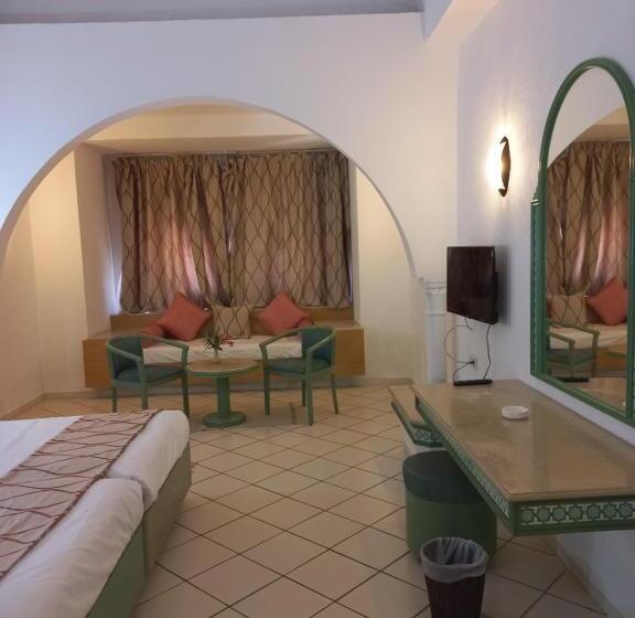 فندق Tunisia Lodge