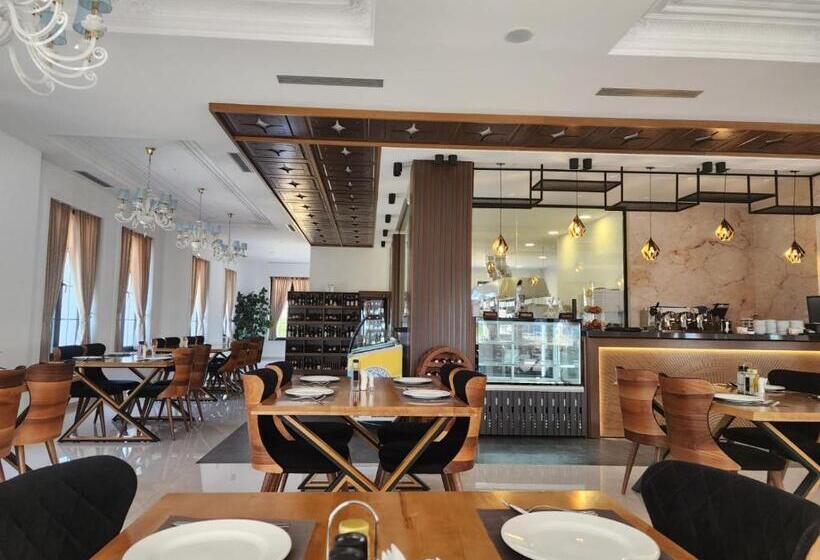 Imperador Palace Hotel Restorant