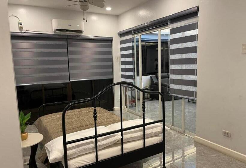 פנסיון A Touch Of Class Inn San Juan City Nr Ortigas, Bgc