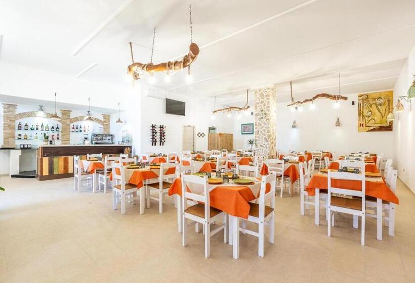 פנסיון Agriturismo Serre Salentine