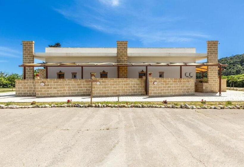 פנסיון Agriturismo Serre Salentine