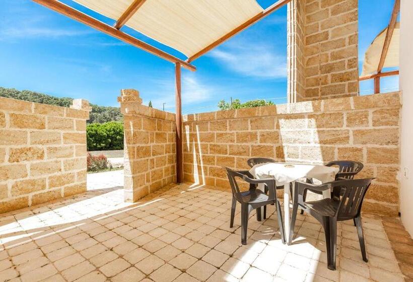 פנסיון Agriturismo Serre Salentine