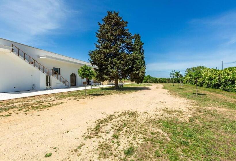 פנסיון Agriturismo Serre Salentine