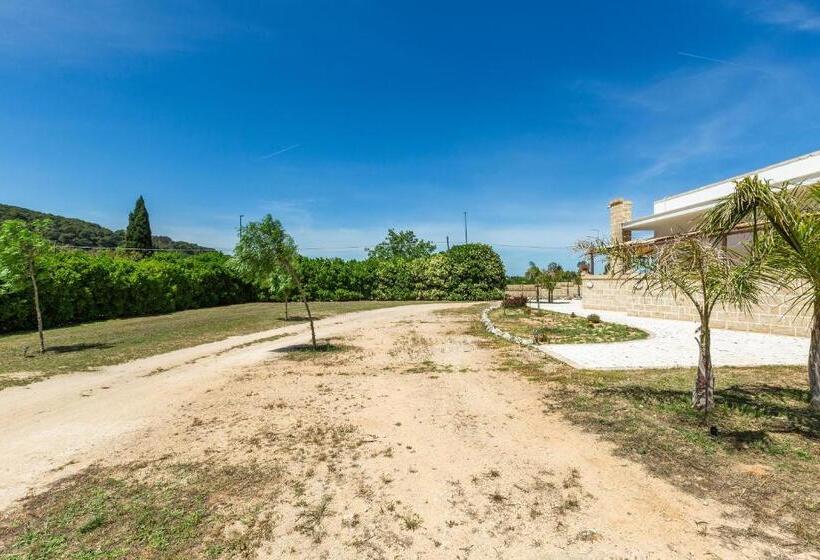 פנסיון Agriturismo Serre Salentine