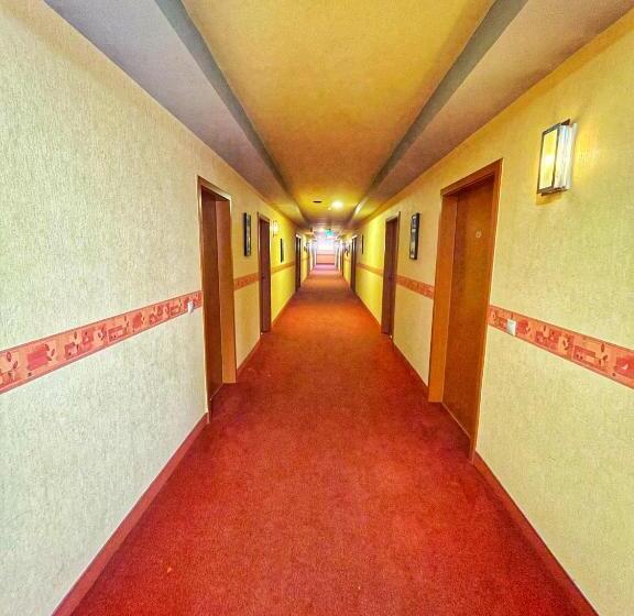 پانسیون Alkotmány Vendégház