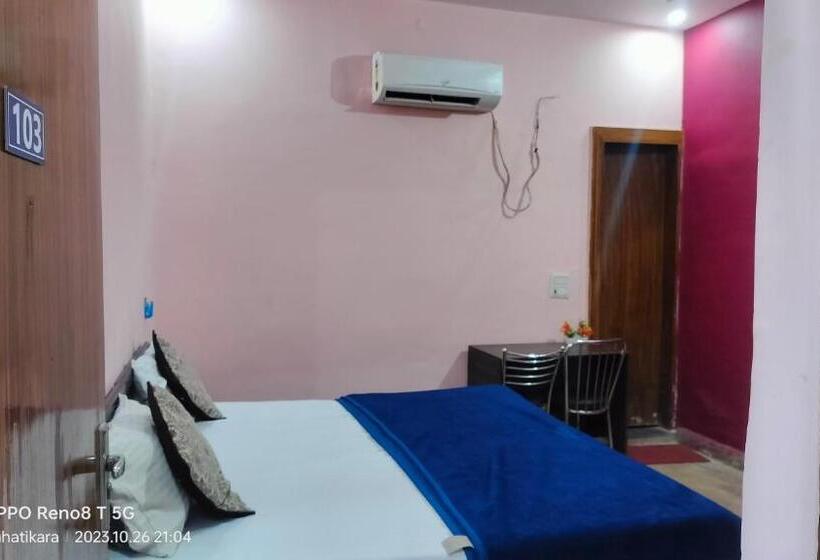 펜션 Shree Radhika Dham