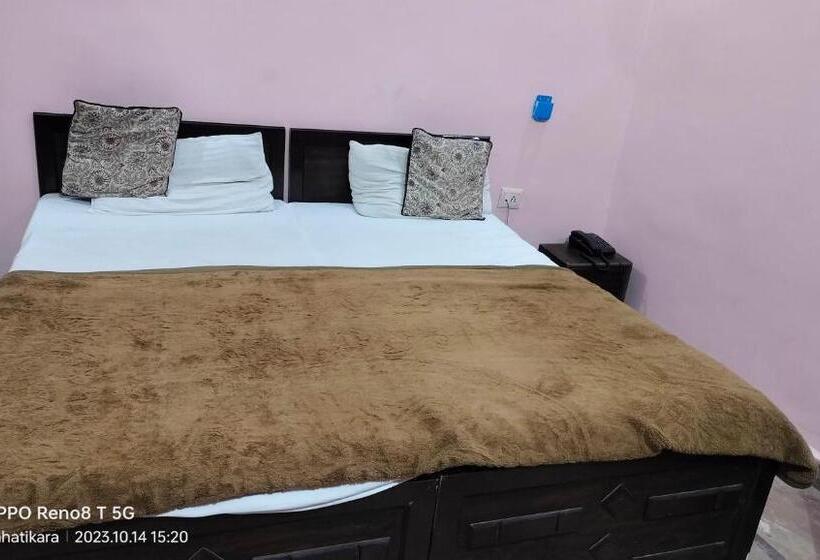 펜션 Shree Radhika Dham