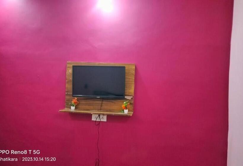 펜션 Shree Radhika Dham