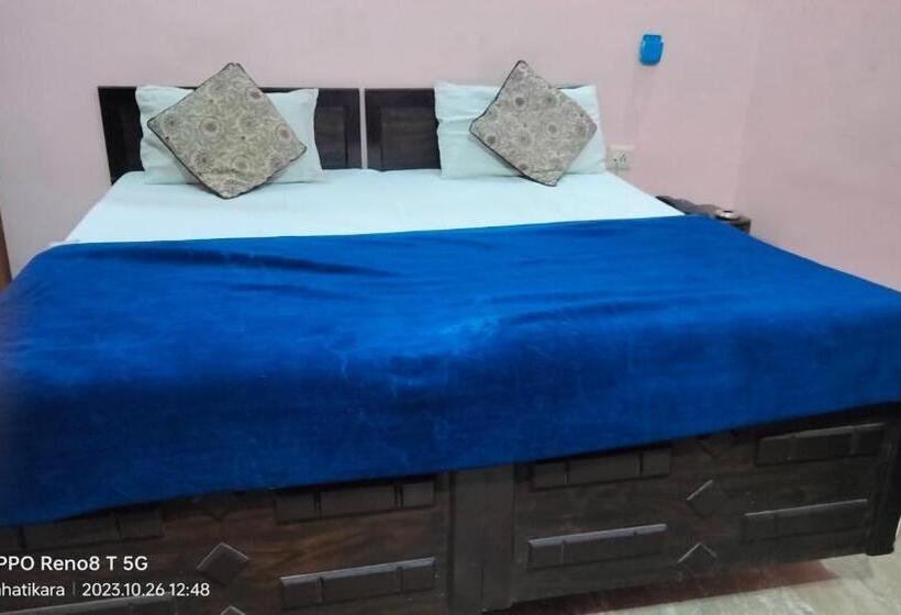 펜션 Shree Radhika Dham