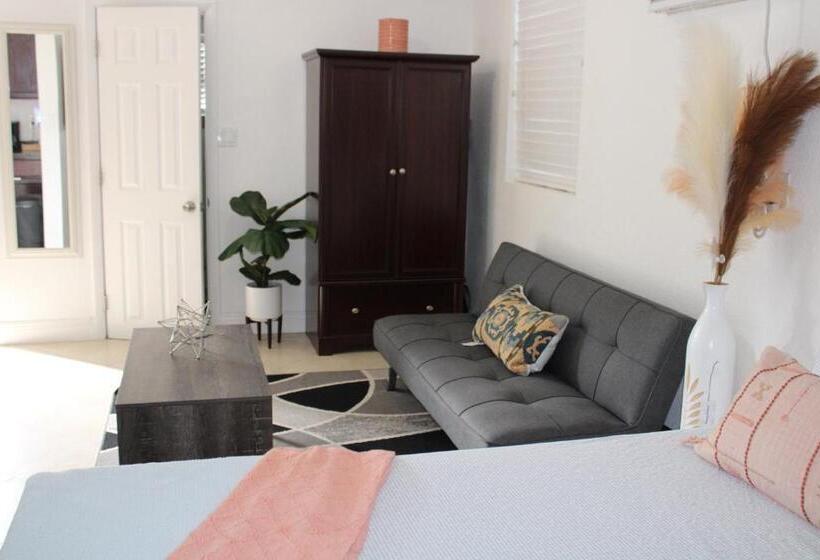 بنسيون Stunning Suite By Hard Rock Stadium And Casino