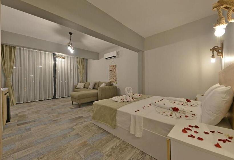Trakheia Otel