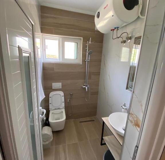 فندق صغير Rian Guest House