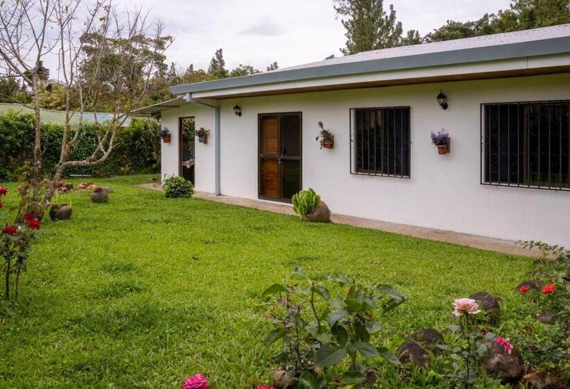 مبيت وإفطار Casa Tucan