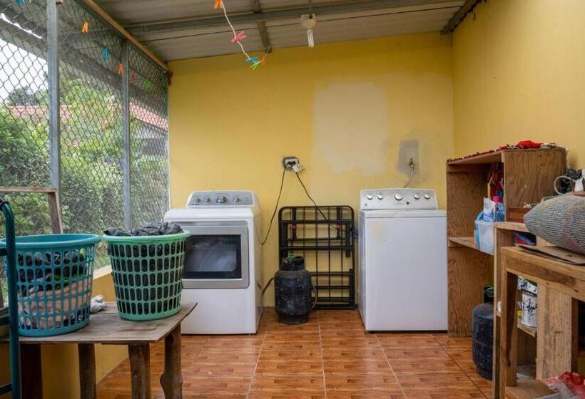 مبيت وإفطار Casa Tucan