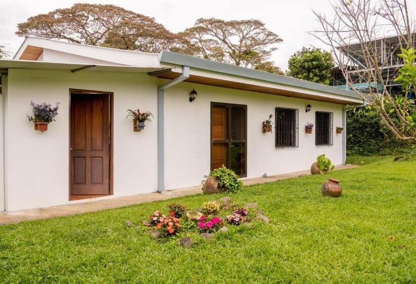 مبيت وإفطار Casa Tucan
