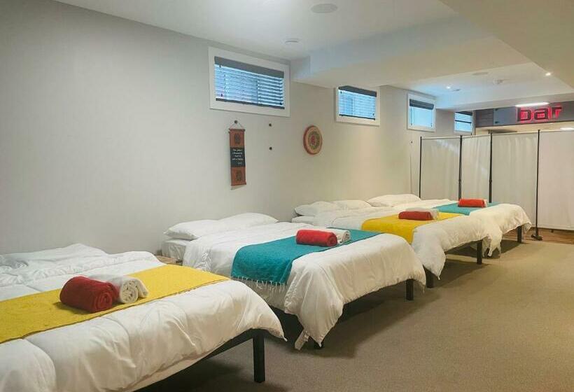 تختخواب و صبحانه Superior Family Room