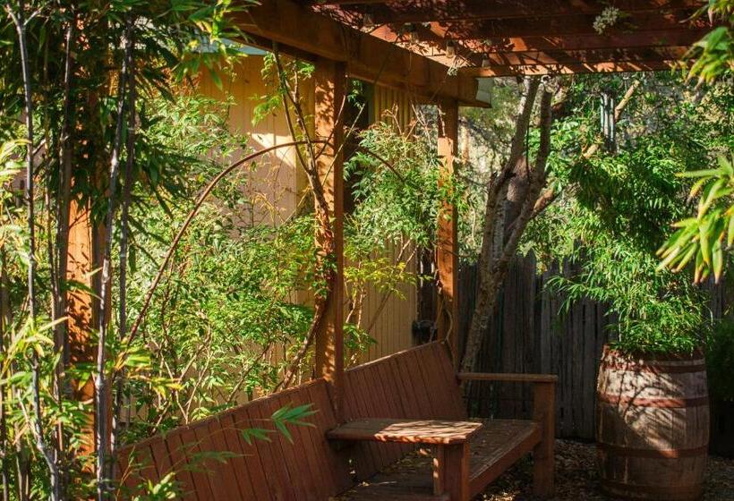 בית מלון כפרי Anderson Valley Inn