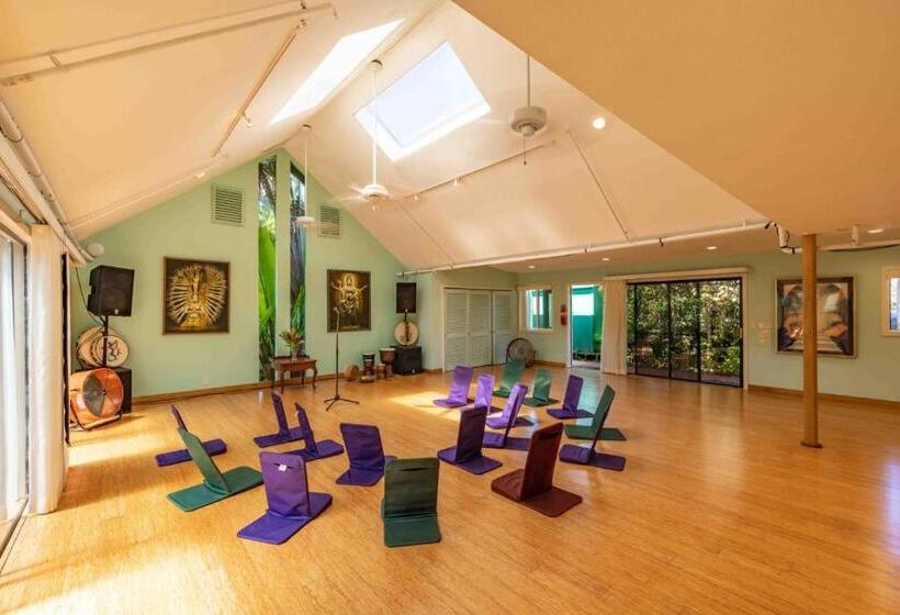 酒店 Gardenia Room On Tropical Lush Farm In Haiku, Maui