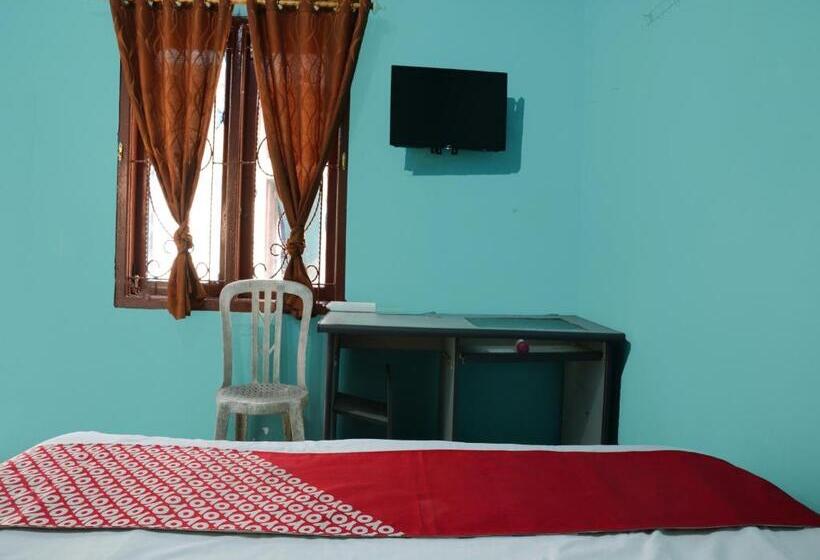 Отель Oyo 92831 Penginapan Raja