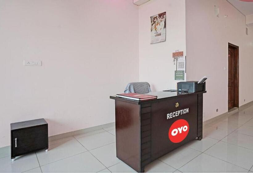 호텔 Oyo Flagship As