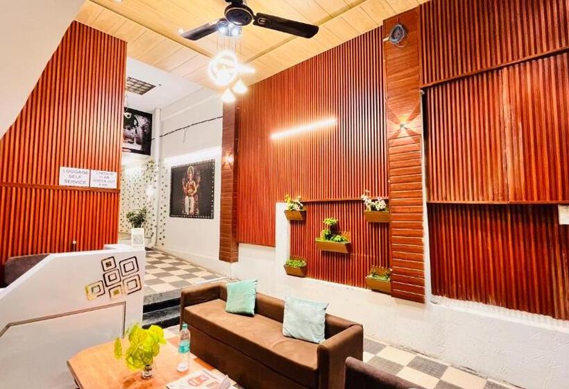 酒店 Pallav Guest House